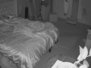 voyeurcam-house-charleys-room