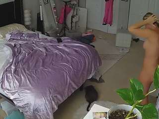 voyeurcam-house-charleys-room