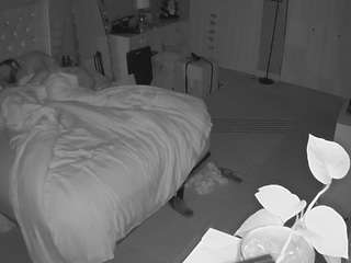 voyeurcam-house-charleys-room