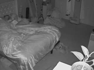 voyeurcam-house-charleys-room