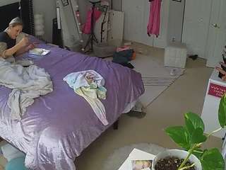 voyeurcam-house-charleys-room