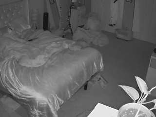 voyeurcam-house-charleys-room