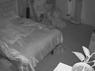 voyeurcam-house-charleys-room