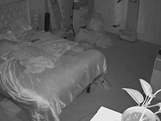 voyeurcam-house-charleys-room