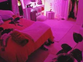 voyeurcam-house-charleys-room