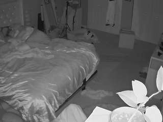 voyeurcam-house-charleys-room