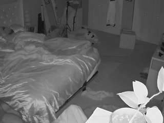 voyeurcam-house-charleys-room