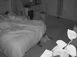 voyeurcam-house-charleys-room