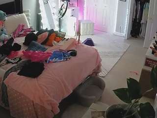 voyeurcam-house-charleys-room