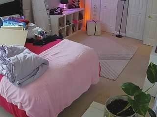 voyeurcam-house-charleys-room