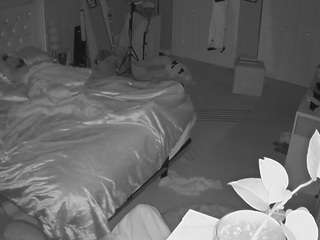 voyeurcam-house-charleys-room