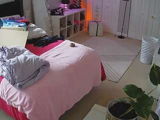 voyeurcam-house-charleys-room