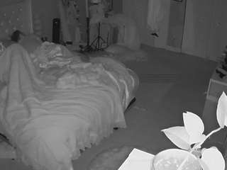 voyeurcam-house-charleys-room