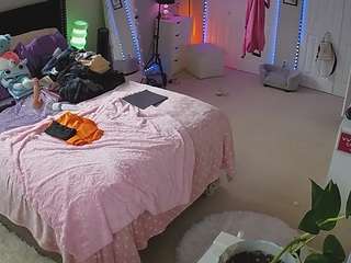 voyeurcam-house-charleys-room