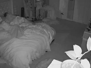 voyeurcam-house-charleys-room