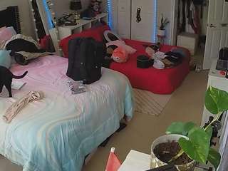 voyeurcam-house-charleys-room