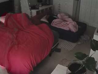 voyeurcam-house-charleys-room