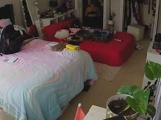 voyeurcam-house-charleys-room