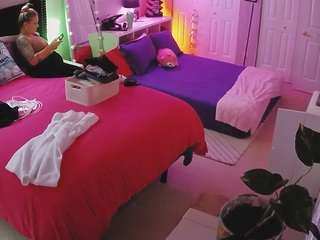 voyeurcam-house-charleys-room