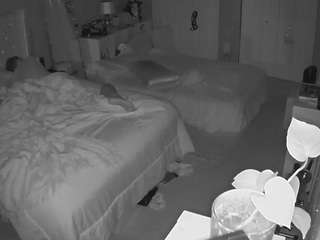 voyeurcam-house-charleys-room