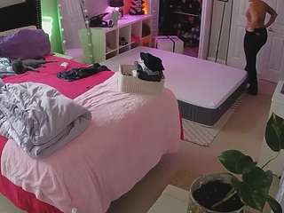 voyeurcam-house-charleys-room