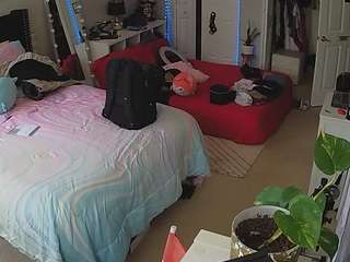 voyeurcam-house-charleys-room