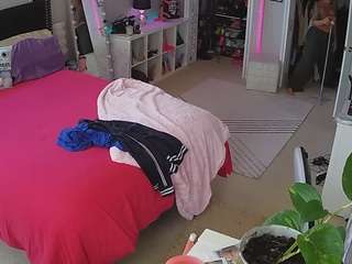 voyeurcam-house-charleys-room