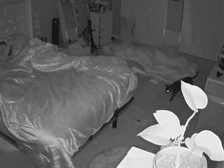 voyeurcam-house-charleys-room