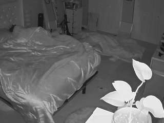 voyeurcam-house-charleys-room