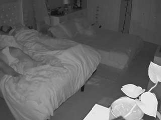 voyeurcam-house-charleys-room