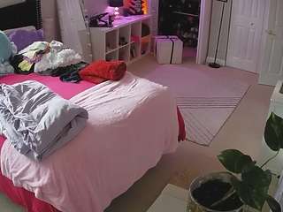 voyeurcam-house-charleys-room