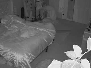 voyeurcam-house-charleys-room