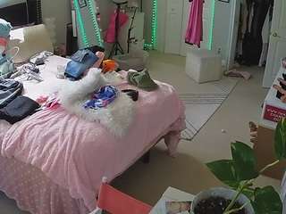 voyeurcam-house-charleys-room