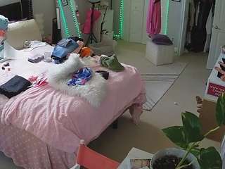 voyeurcam-house-charleys-room