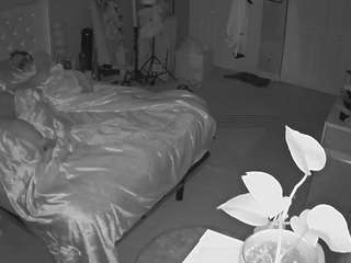 voyeurcam-house-charleys-room