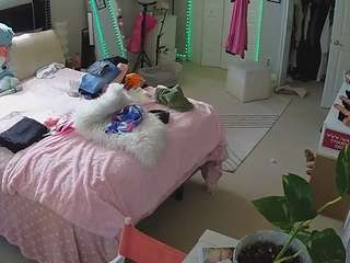 voyeurcam-house-charleys-room