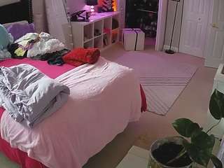 voyeurcam-house-charleys-room