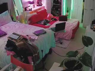 voyeurcam-house-charleys-room