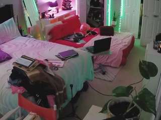 voyeurcam-house-charleys-room