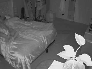 voyeurcam-house-charleys-room