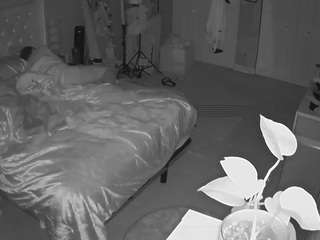 voyeurcam-house-charleys-room