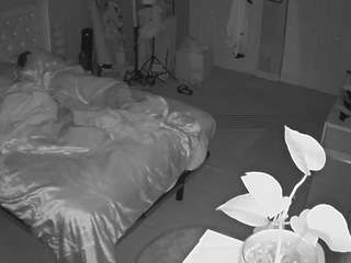 voyeurcam-house-charleys-room