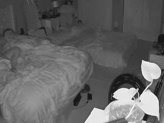 voyeurcam-house-charleys-room