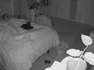 voyeurcam-house-charleys-room