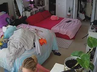 voyeurcam-house-charleys-room