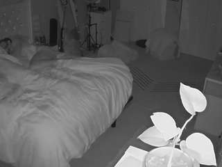 voyeurcam-house-charleys-room