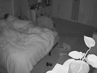 voyeurcam-house-charleys-room