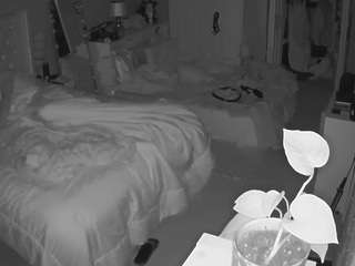 voyeurcam-house-charleys-room