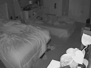 voyeurcam-house-charleys-room