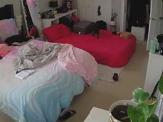 voyeurcam-house-charleys-room